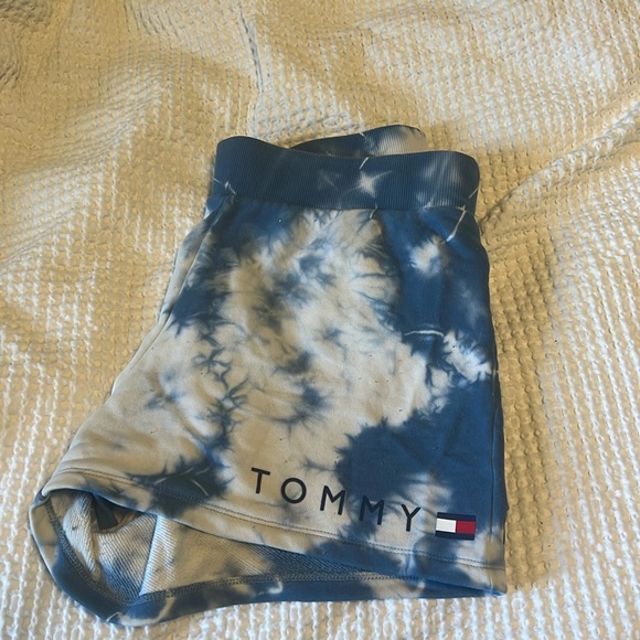 Sweat shorts - Picture 1 of 3